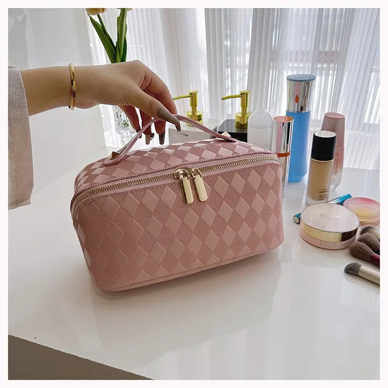 Travel Makeup Bag for Women, Lay-Flat Quilted Cosmetic Organizer, Waterproof and Portable Makeup Bag, Slanted Opening, Toiletry Bag, PU Cosmetic Organizer Bag, Handheld Cosmetic Pouch, Gift for Her